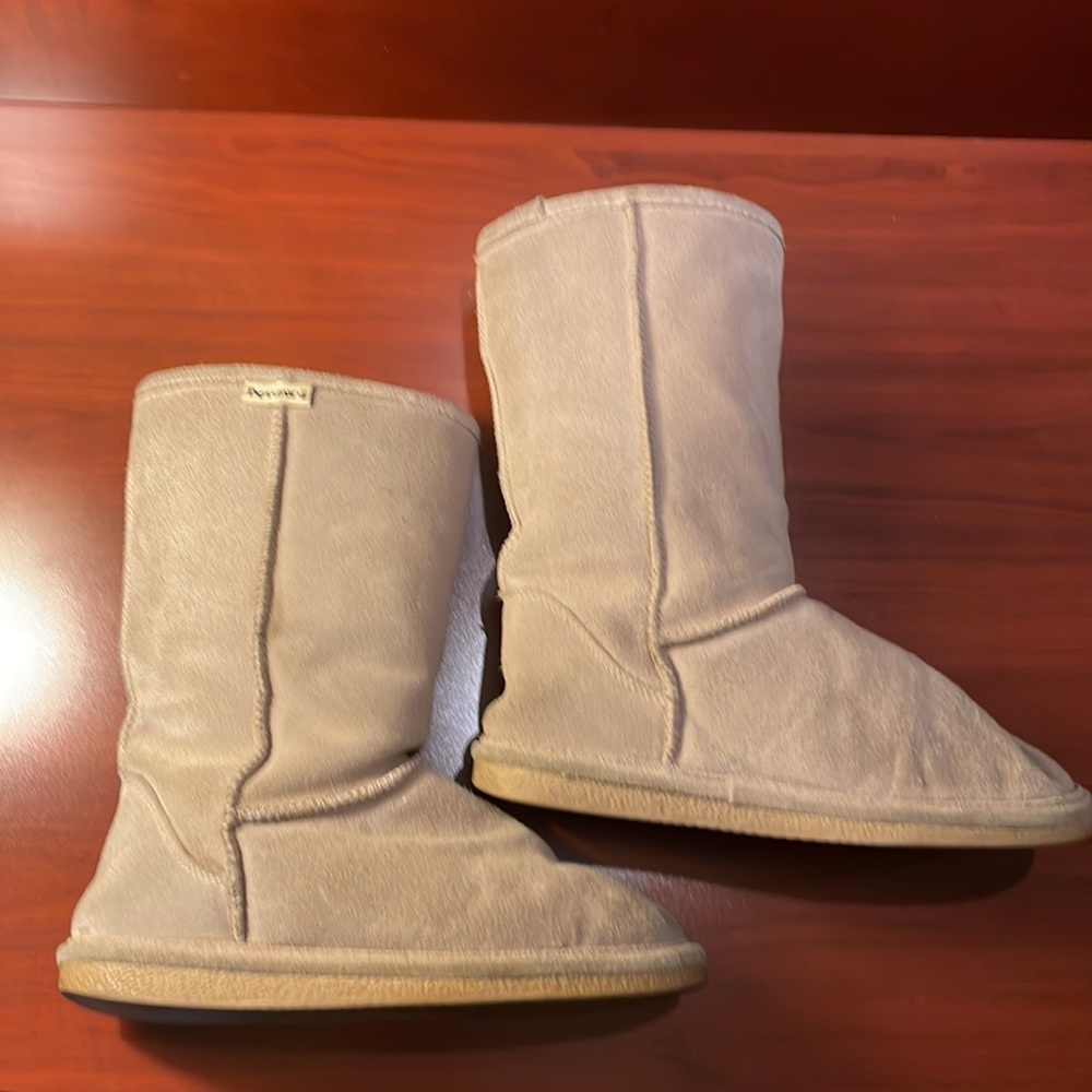 BearPaw Boots